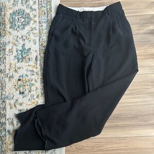 Aritzia Effortless Black Pants